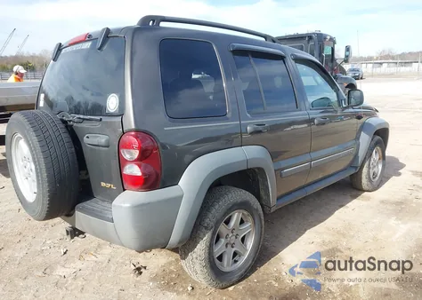 2005 Jeep Liberty Sport из США, поврежденный, VIN 1J4GL48K85W641690